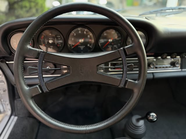 PORSCHE 911 E - Imagem 15
