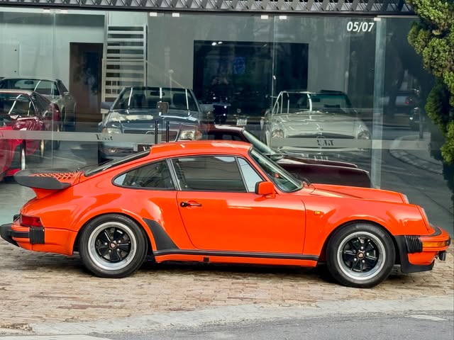 PORSCHE 930 - Imagem 2