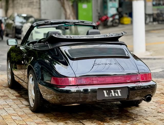 PORSCHE 911 CARRERA 4 CABRIOLET - Imagem 8