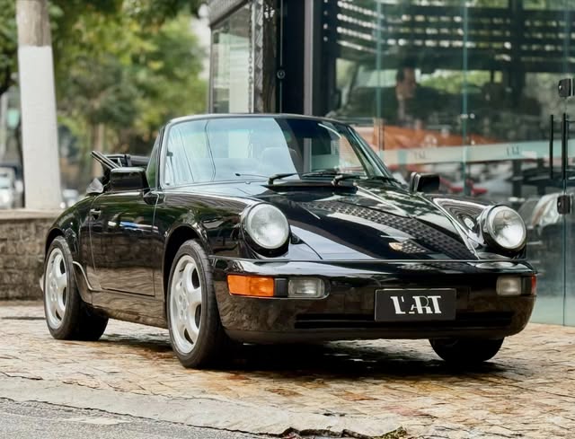 PORSCHE 911 CARRERA 4 CABRIOLET - Imagem 9