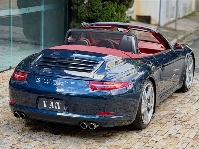 PORSCHE 911 CARRERA CABRIOLET - Imagem 1