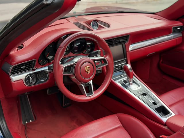 PORSCHE 911 CARRERA CABRIOLET - Imagem 14