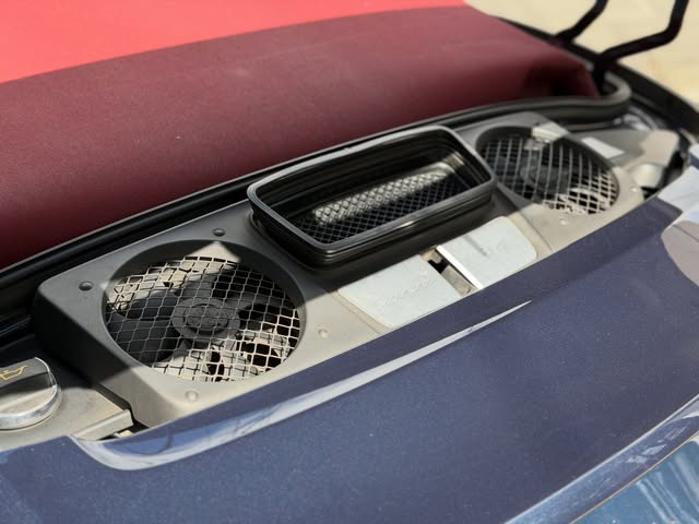 PORSCHE 911 CARRERA CABRIOLET - Imagem 20