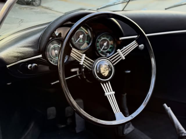 VOLKSWAGEN 356 - Imagem 15