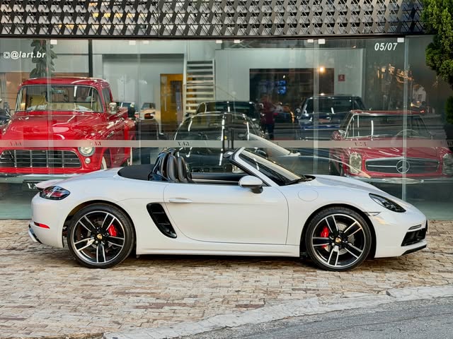 PORSCHE 718 BOXSTER - Imagem 2