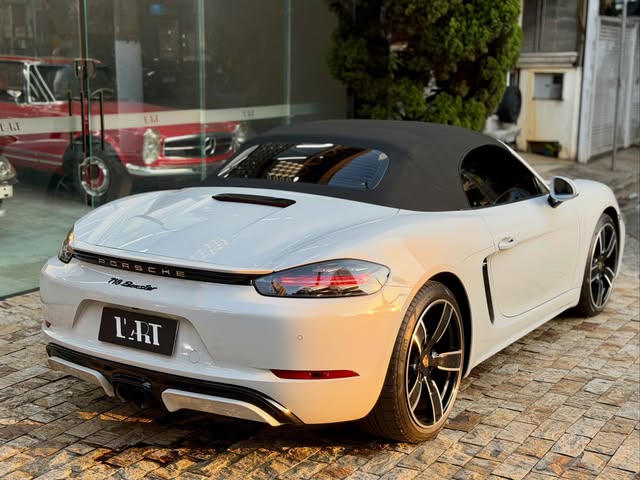 PORSCHE 718 BOXSTER - Imagem 5