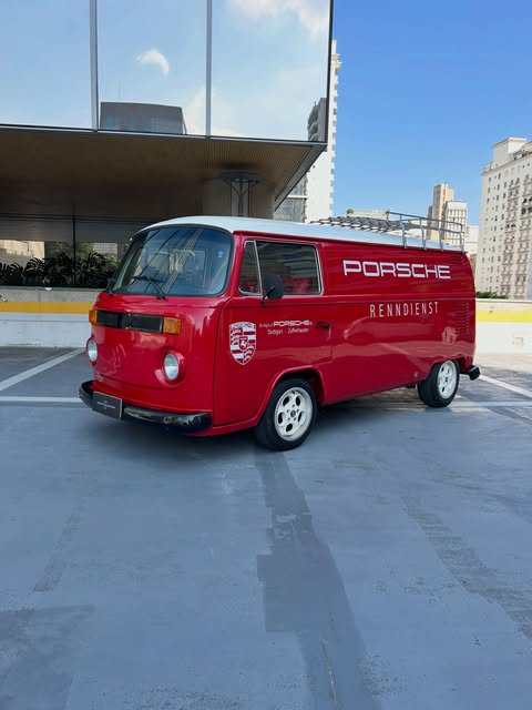VOLKSWAGEN KOMBI - Imagem 1
