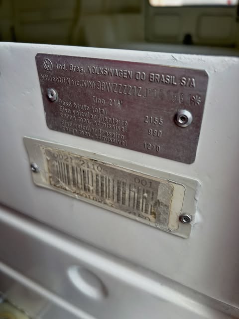 VOLKSWAGEN KOMBI - Imagem 8