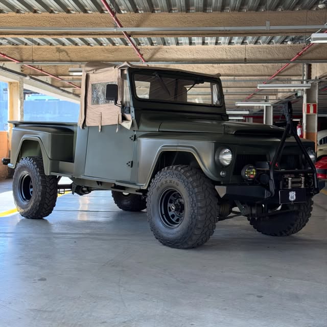 WILLYS F-85 - Imagem 1
