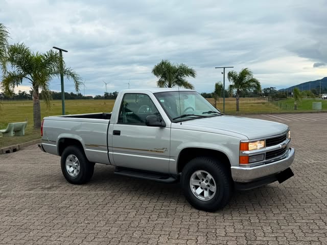 CHEVROLET SILVERADO - Imagem 4