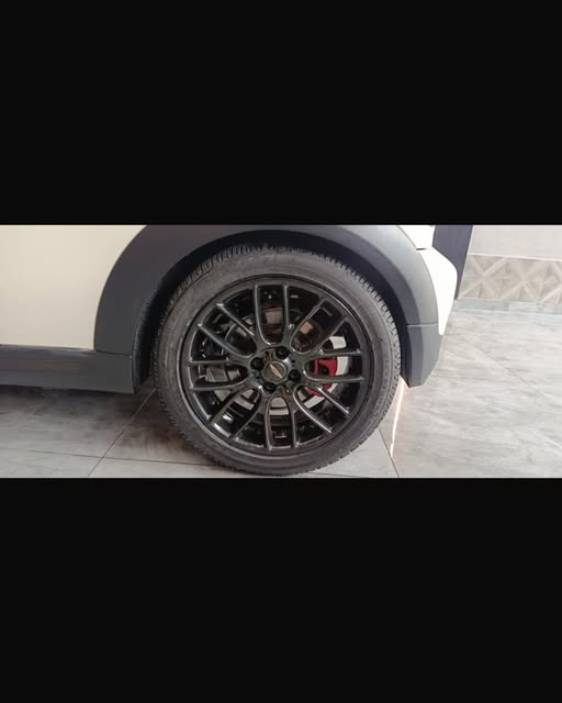 MINI COOPER JCW CABRIO - Imagem 17
