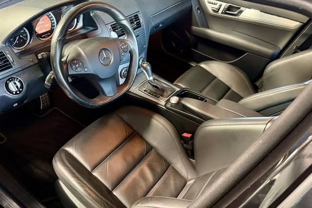 MERCEDES-BENZ C 63 AMG AMG - Imagem 11