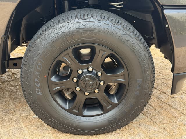 RAM 2500 LARAMIE - Imagem 14
