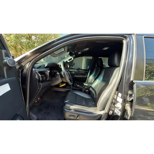 TOYOTA HILUX SRX - Imagem 7
