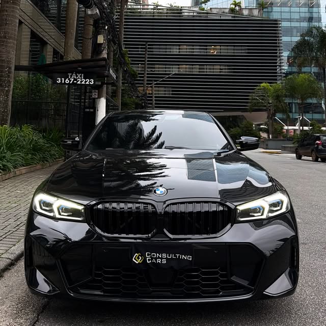 BMW 320I M SPORT - Imagem 11