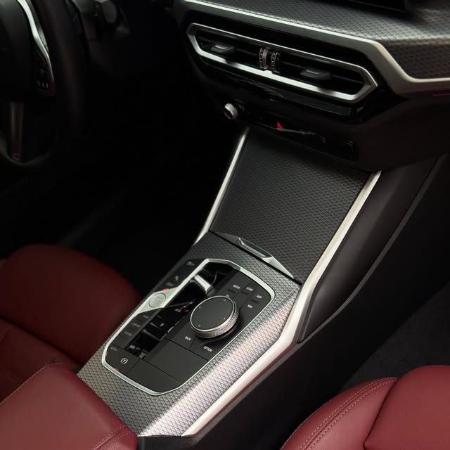 BMW 320I M SPORT - Imagem 10