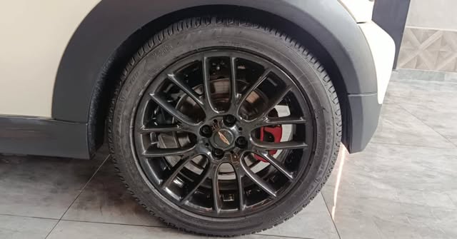 MINI COOPER JCW CABRIO - Imagem 17