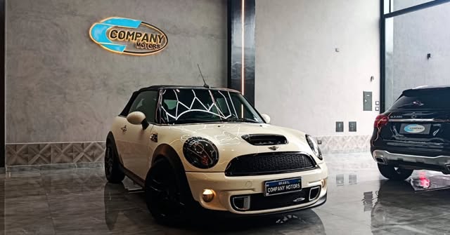 MINI COOPER JCW CABRIO - Imagem 3