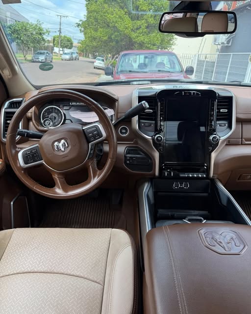 RAM 2500 LARAMIE - Imagem 6