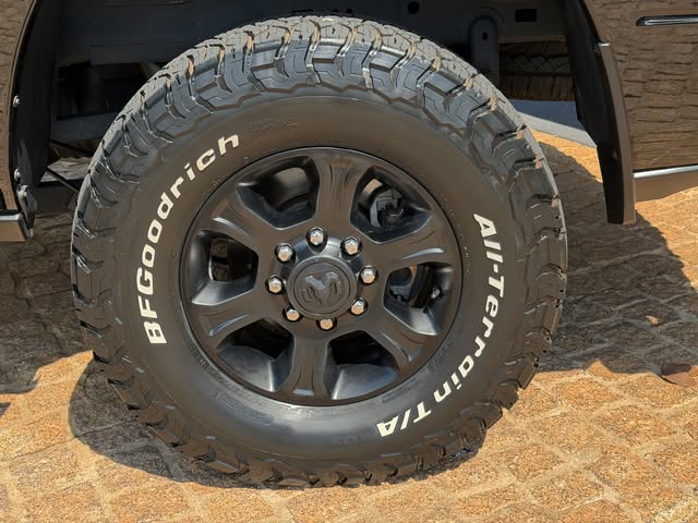 RAM 2500 NIGHT EDITION - Imagem 14