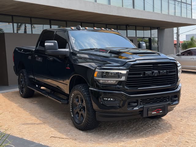 RAM 2500 NIGHT EDITION - Imagem 3