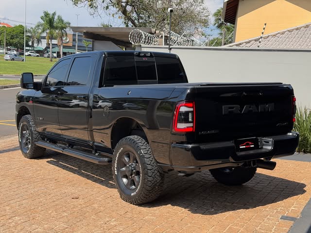 RAM 2500 NIGHT EDITION - Imagem 7
