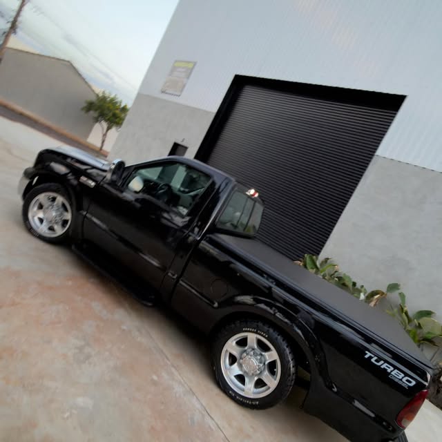 FORD F-250 XLT-L - Imagem 6