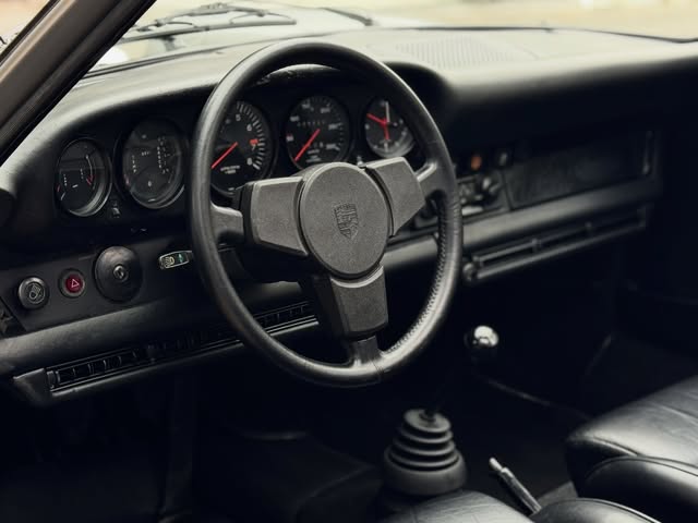 PORSCHE 930 - Imagem 13