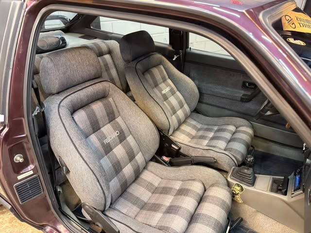 VOLKSWAGEN GOL GTS 1.8S - Imagem 15