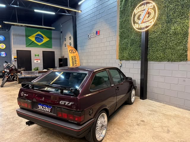 VOLKSWAGEN GOL GTS 1.8S - Imagem 8