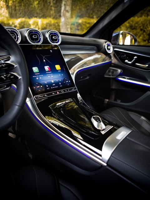 MERCEDES-BENZ GLC AMG 43 4MATIC - Imagem 18