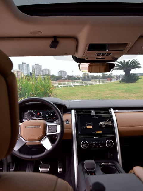LAND ROVER DISCOVERY D350 METROPOLITAN EDITION - Imagem 5