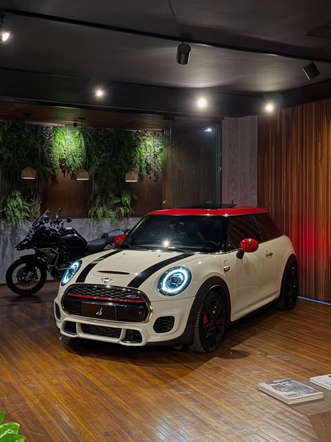 MINI COOPER JCW - Imagem 17