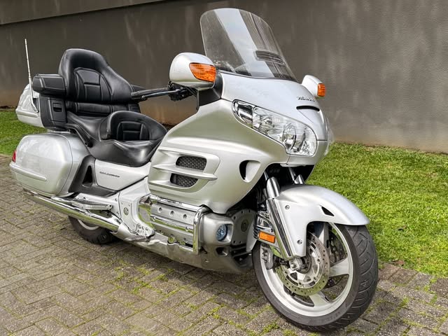 HONDA GOLD WING - Imagem 1