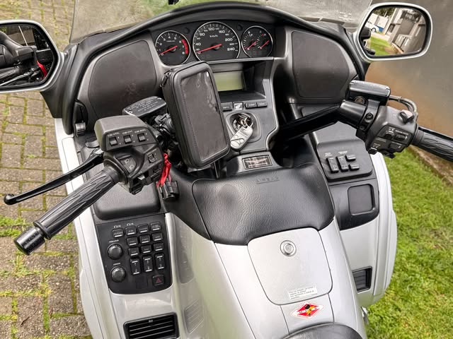 HONDA GOLD WING - Imagem 7