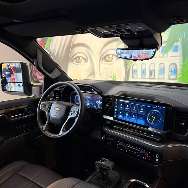 CHEVROLET SILVERADO HIGH COUNTRY - Imagem 8