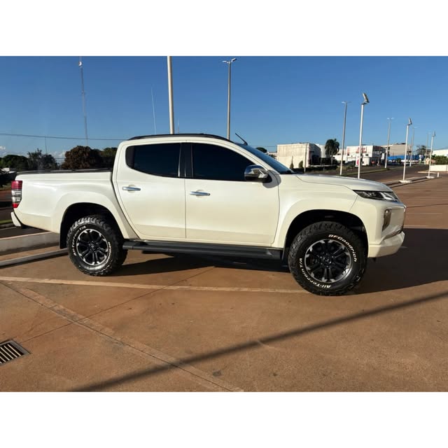 MITSUBISHI L200 TRITON SPORT HPE - Imagem 3
