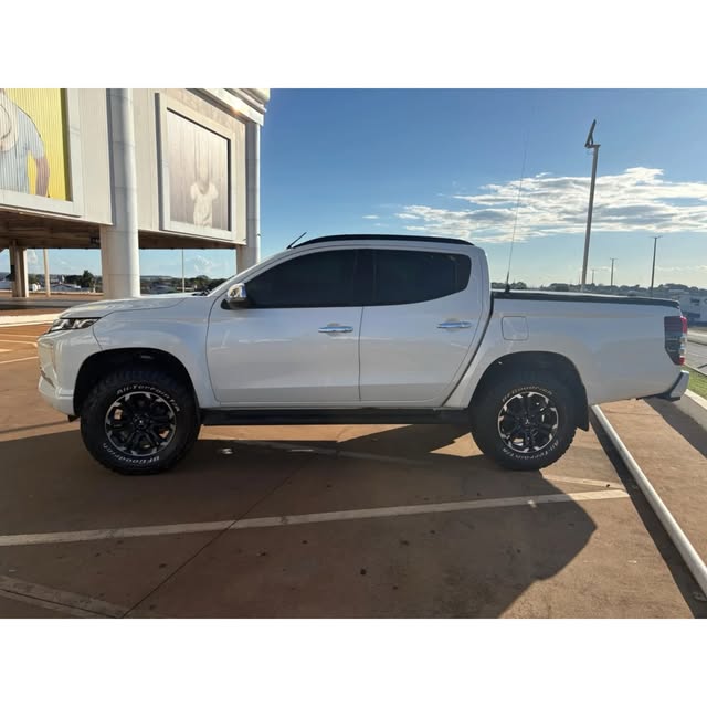 MITSUBISHI L200 TRITON SPORT HPE - Imagem 4