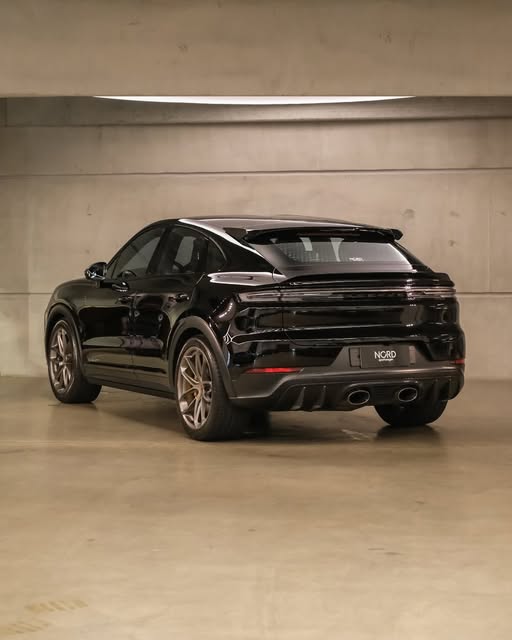 PORSCHE CAYENNE TURBO GT - Imagem 2