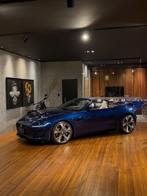 JAGUAR F-TYPE P300 R-DYNAMIC CABRIO - Imagem 20