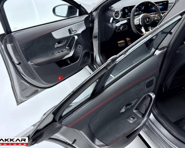 MERCEDES-BENZ CLA 45 S AMG - Imagem 10