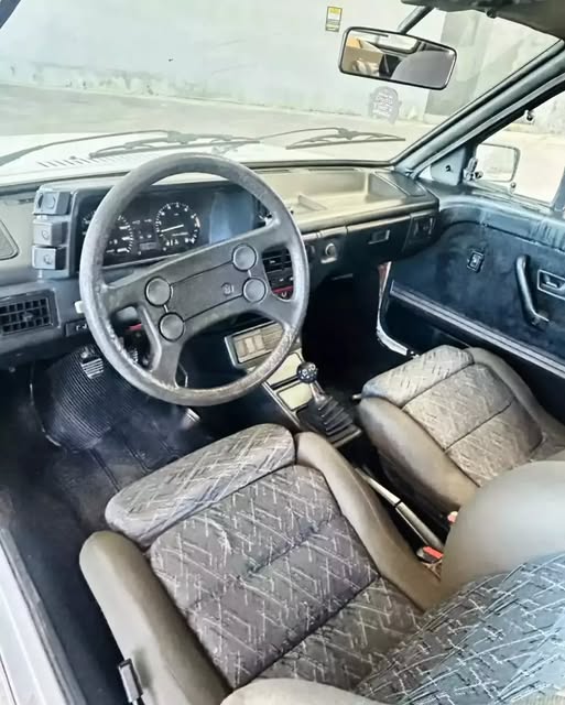 VOLKSWAGEN GOL GTS - Imagem 4