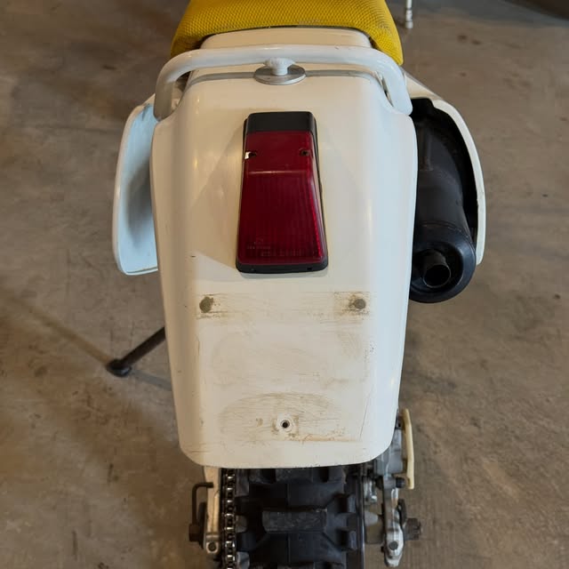 SUZUKI DR 350 - Imagem 4