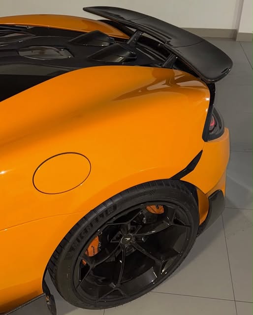 MCLAREN 570S - Imagem 6