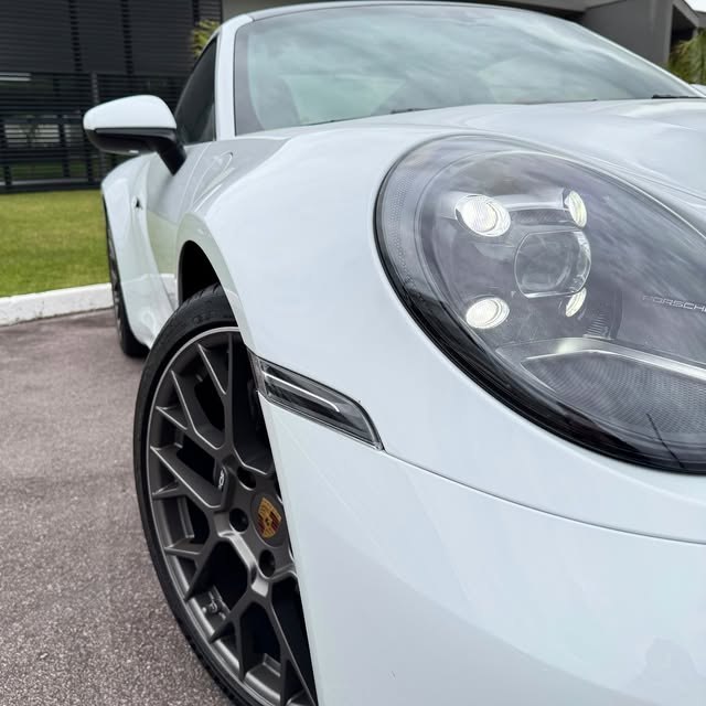 PORSCHE 911 CARRERA - Imagem 14
