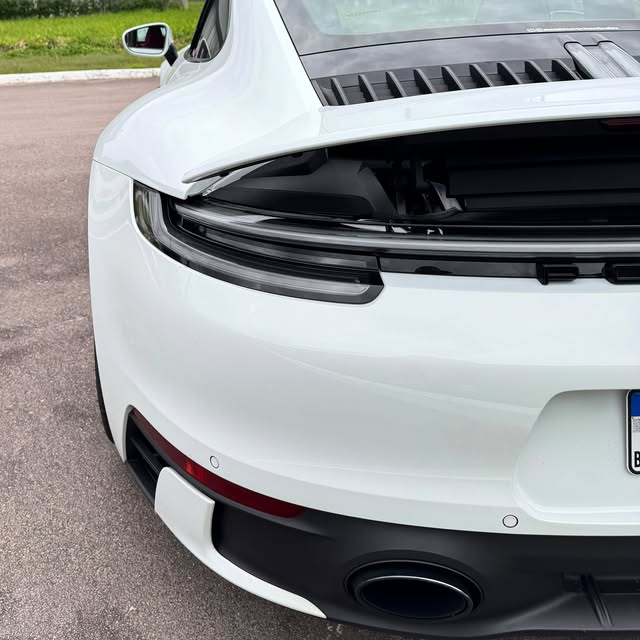 PORSCHE 911 CARRERA - Imagem 16