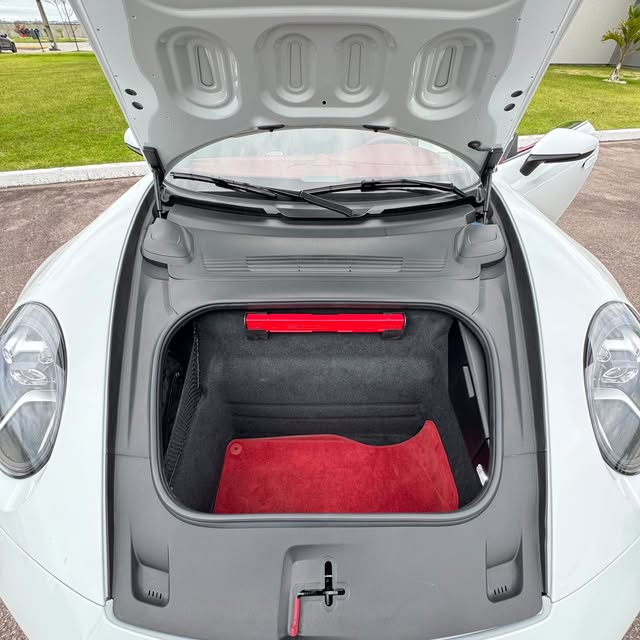 PORSCHE 911 CARRERA - Imagem 17
