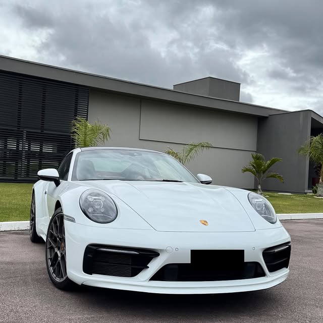 PORSCHE 911 CARRERA - Imagem 3