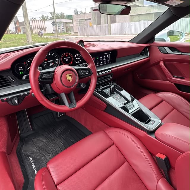 PORSCHE 911 CARRERA - Imagem 4