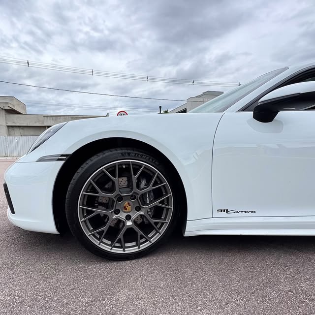 PORSCHE 911 CARRERA - Imagem 7